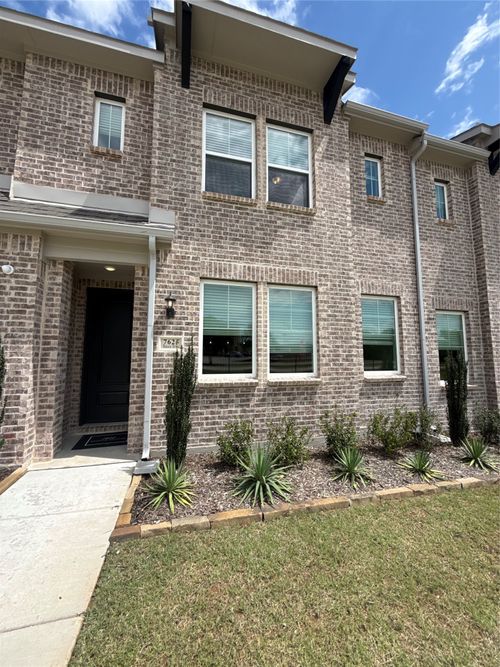 7625 Dakota Dr, Watauga, TX, 76148-1247 | Card Image