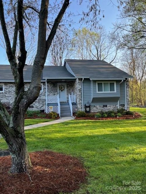 205-205 Wellington Hills Cir, Salisbury, NC, 28147-7957 | Card Image