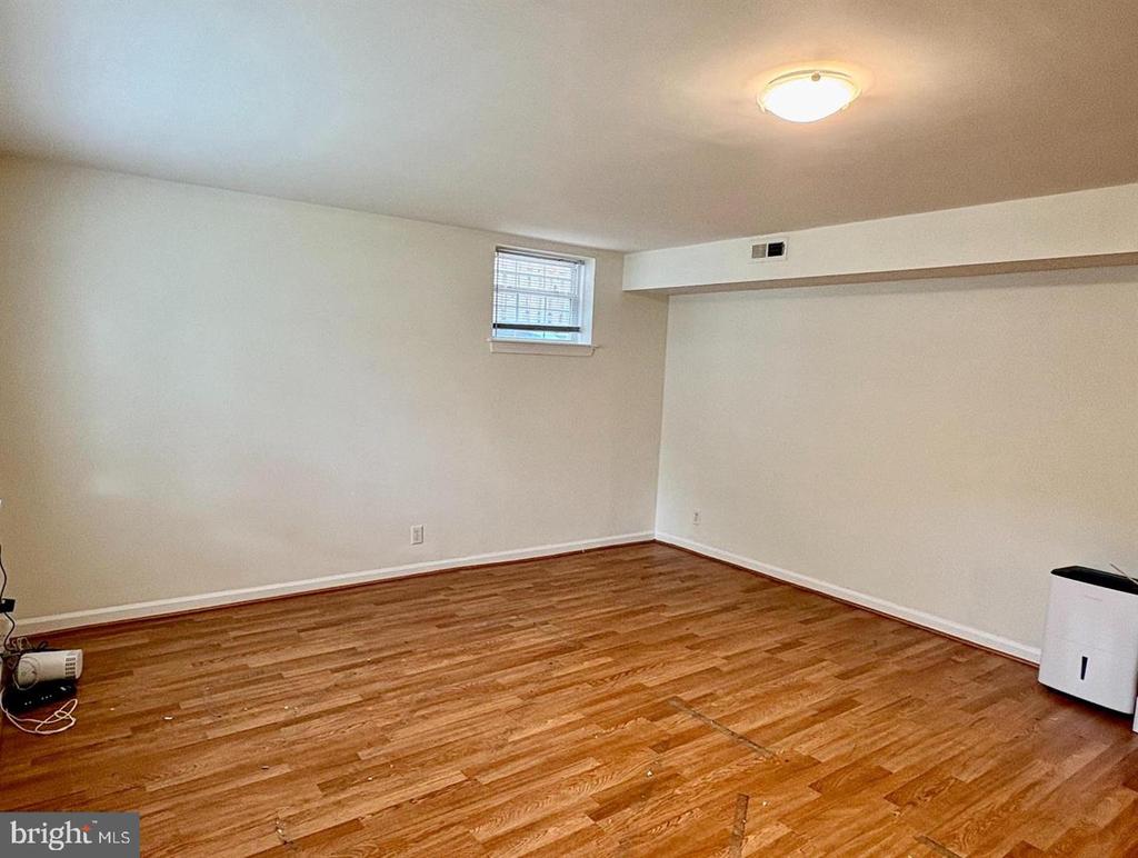 Residential Lease in FREDERICKSBURG 2