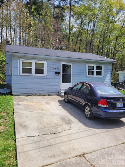 408 S Starr St, Dallas, NC, 28034-1860 | Card Image