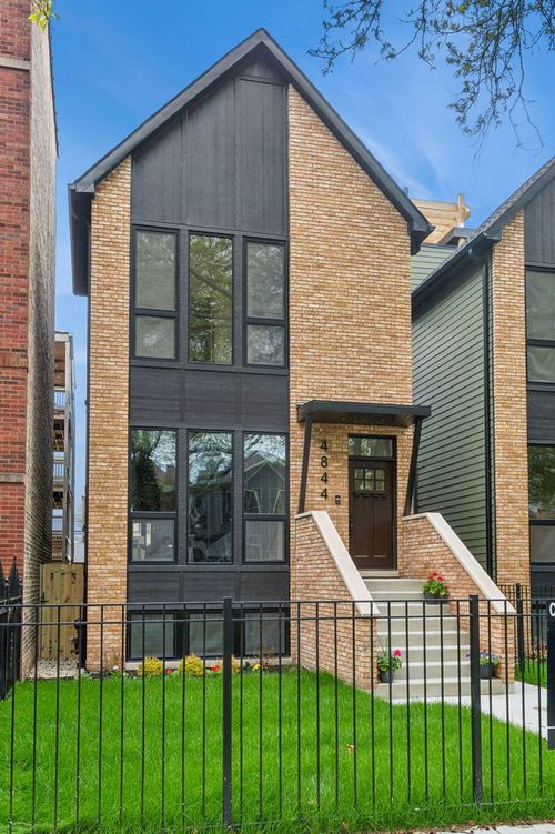 4846 N Hermitage Ave, Chicago, IL, 60640-4124 | Card Image
