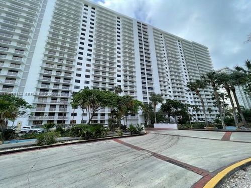 apt-1006-210 174th St, Sunny Isles Beach, FL, 33160-3339 | Card Image