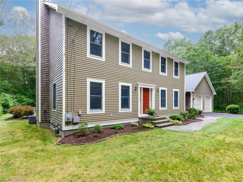 154 Beechwood Hill Trl, Exeter, RI, 02822-5234 | Card Image
