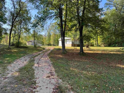 1585 W Clarence Rd, Harrison, MI, 48625-9512 | Card Image