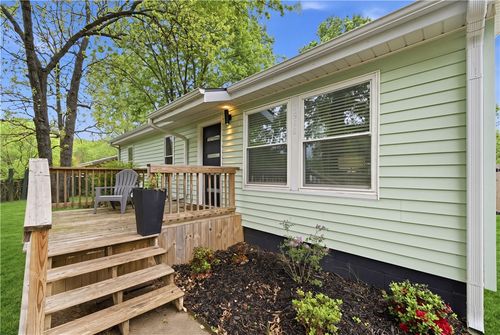 1916 W Arrowhead St, Fayetteville, AR, 72701-6737 | Card Image