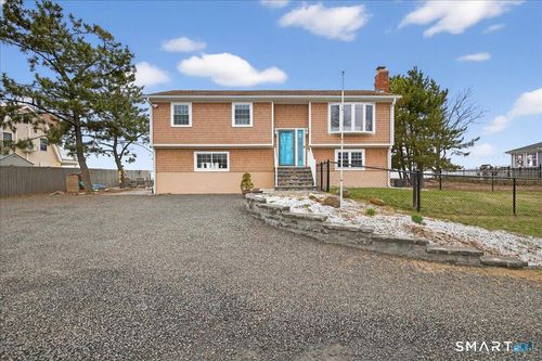 74 Morgan Ave, East Haven, CT, 06512-4514 | Card Image