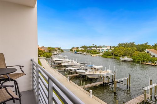 a313-1709 N Tamiami Trl, Sarasota, FL, 34234-8301 | Card Image
