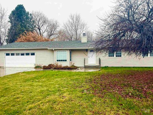 2595 N 3rd E, Mountain Home, ID, 83647-1557 | Card Image