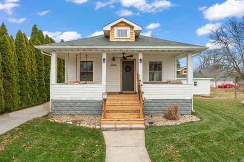 233 S Washington St, Hobart, IN, 46342 | Card Image