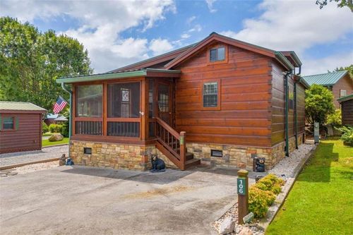 106 River Vista Dr, Dillard, GA, 30537-2120 | Card Image