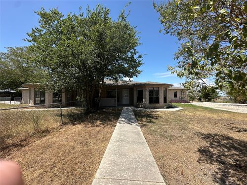 148 Discovery Ln, San Marcos, TX, 78666-2149 | Card Image