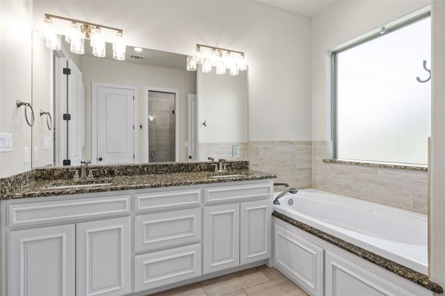 2604 Silverado Trl, House other with 3 bedrooms, 5 bathrooms and null parking in Sherman TX | Image 14