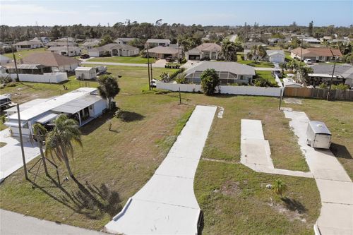 1426 Ibis Dr, ENGLEWOOD, FL, 34224-4616 | Card Image