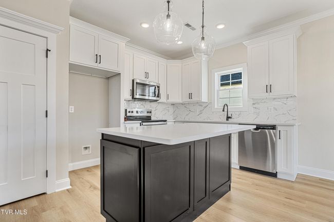 2013 Presley Xing, House other with 3 bedrooms, 3 bathrooms and null parking in Jonesborough TN | Image 12