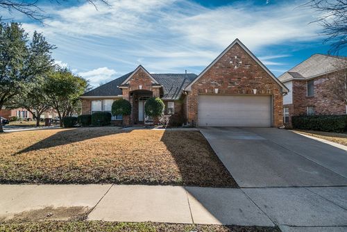 5452 Lake Powell Dr, Fort Worth, TX, 76137-4338 | Card Image