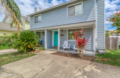 539 Upper 8 Th Avenue S, Townhouse with 2 bedrooms, 1 bathrooms and null parking in Jacksonville Beach FL | Image 2