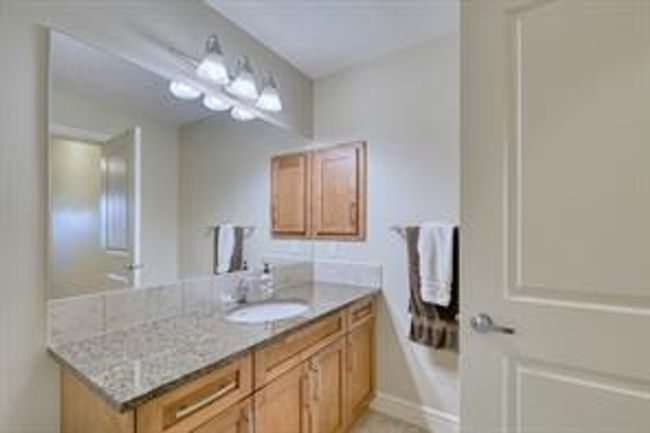 3406 - 15 Sunset Sq, Condo with 2 bedrooms, 2 bathrooms and 2 parking in Cochrane AB | Image 21