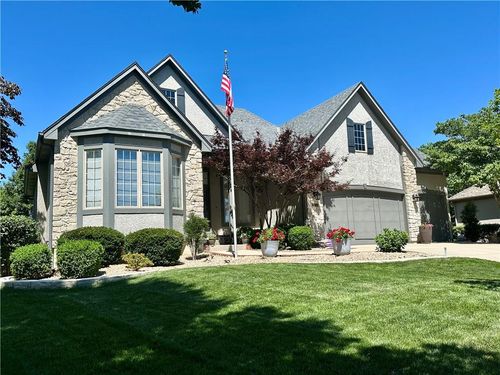 12548 Connell Dr, Overland Park, KS, 66213-1871 | Card Image
