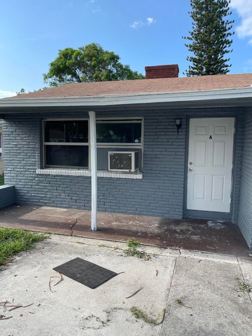 a-130 W 16th St, Riviera Beach, FL, 33404-6114 | Card Image