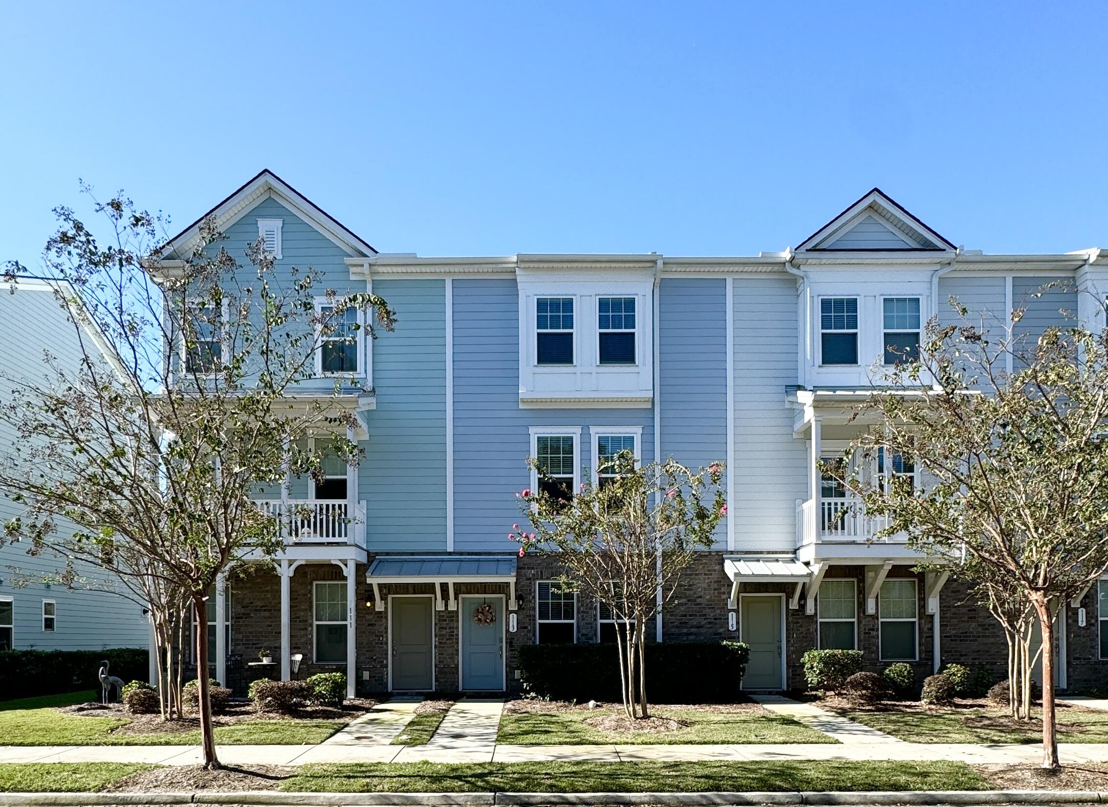 Rowans Creek Dr, Charleston, SC 29492