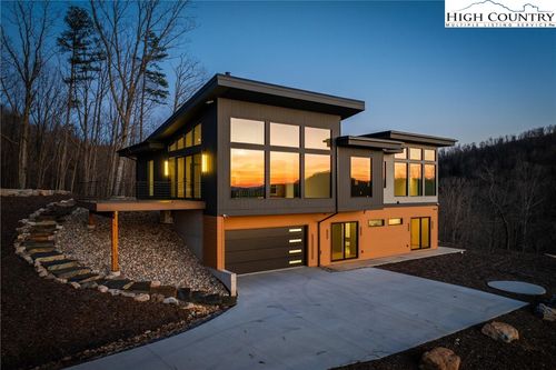 463 Summit Trl, Nebo, NC, 28761-0458 | Card Image