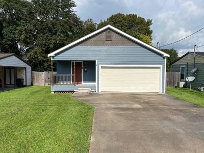 2018 11th Street, House other with 3 bedrooms, 2 bathrooms and null parking in Port Neches TX | Image 1