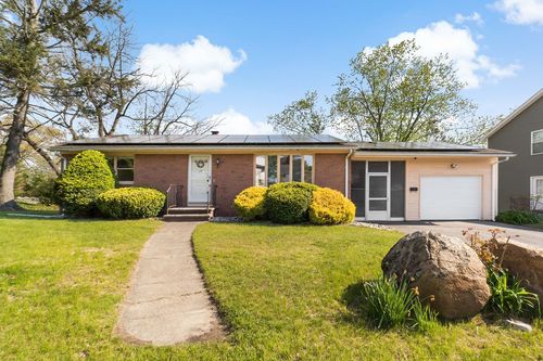 85 Sunset Ave, Providence, RI, 02909-6030 | Card Image