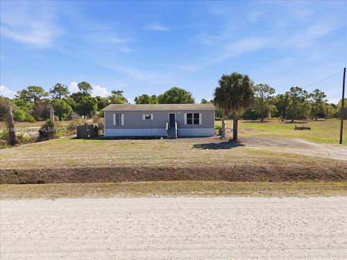 415 S Kennel St, Clewiston, FL, 33440-7921 | Card Image
