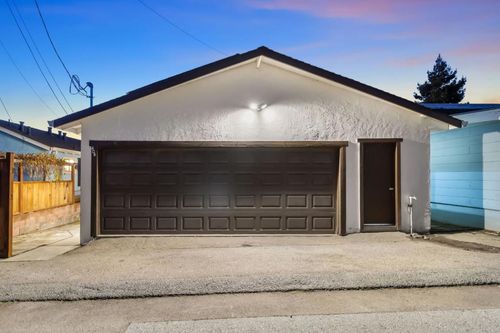 404 Monterey Ave, Capitola, CA, 95010-3639 | Card Image