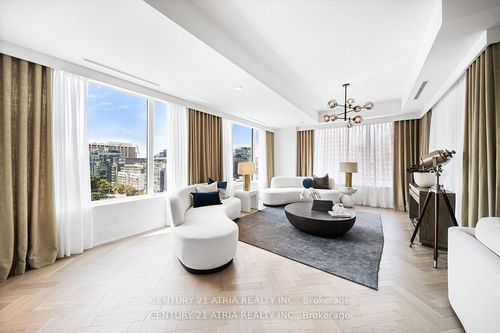 810-455 Wellington St W, Toronto, ON, M5J0C2 | Card Image