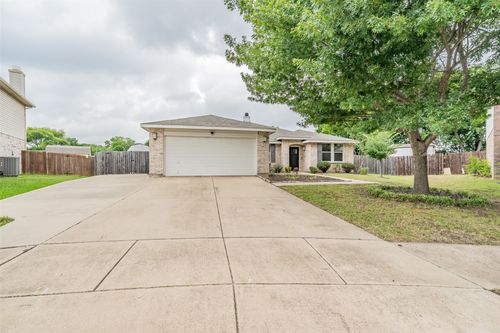 337 Snapdragon Ct, Burleson, TX, 76028-2589 | Card Image
