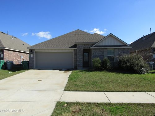 131 E Broussard St, Broussard, LA, 70518-4805 | Card Image
