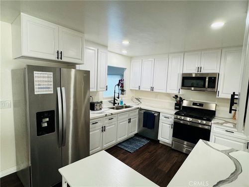 4231 W Hill Ave, Fullerton, CA, 92833-3429 | Card Image