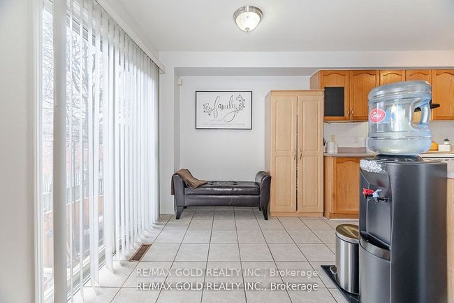39 - 2 Clay Brick Crt, Condo with 3 bedrooms, 3 bathrooms and 1 parking in Brampton ON | Image 18
