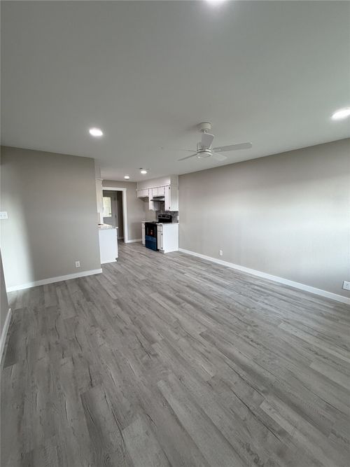 1317 Ross Ln, Granbury, TX, 76048-5607 | Card Image