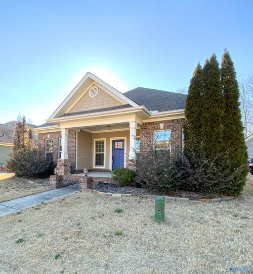 204 Grove Village Way, Madison, AL, 35758-4503 | Card Image