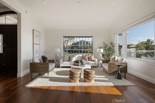 9771 Daron Dr, Villa Park, CA, 92861-3124 | Card Image