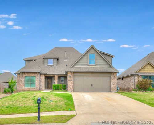 3357 S 207th East Ave, Broken Arrow, OK, 74014-5199 | Card Image