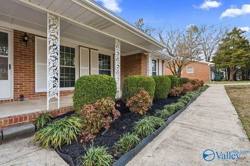 8602 Hickory Hills Lane Se, Huntsville, AL, 35802 | Card Image