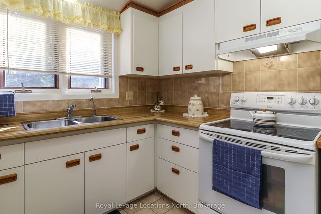 3 48 Th St N, House other with 2 bedrooms, 2 bathrooms and 4 parking in Wasaga Beach ON | Image 21
