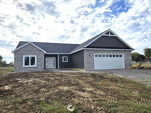 22452 Ash St, Woodburn, IN, 46797-9706 | Card Image