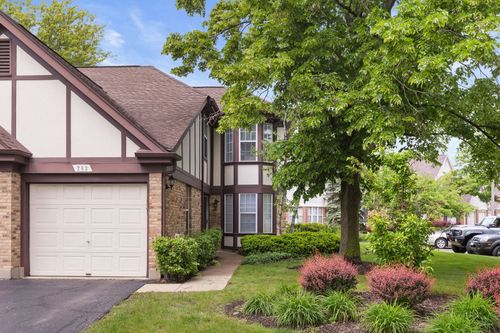 283 E Fabish Dr, Buffalo Grove, IL, 60089-6874 | Card Image