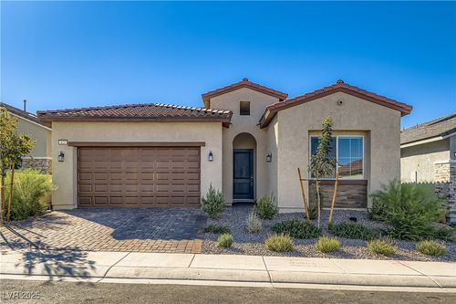 829 Purser St, Henderson, NV, 89011-2701 | Card Image