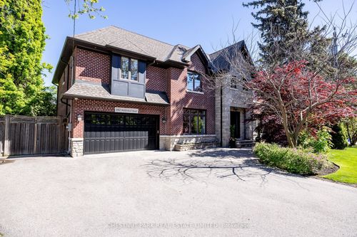 102 Mildenhall Rd, North York, ON, M4N3H5 | Card Image
