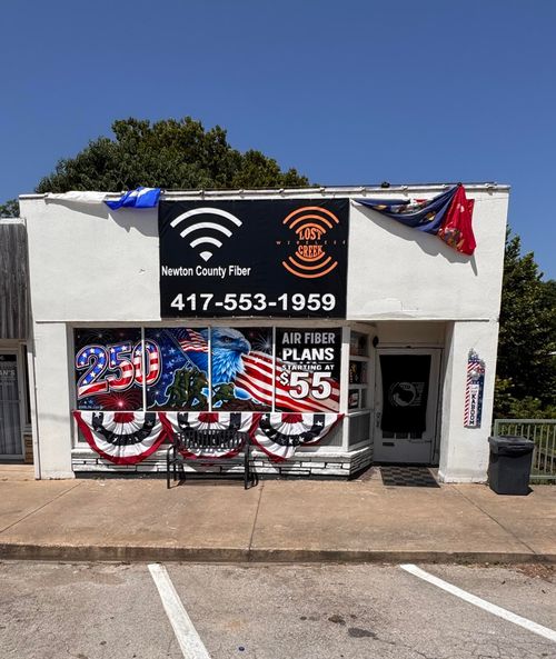 1204 Cherokee Ave, Seneca, MO, 64865-9384 | Card Image