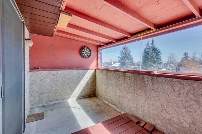 4016 46 Street Sw, Home with 3 bedrooms, 1 bathrooms and 2 parking in Calgary AB | Image 8