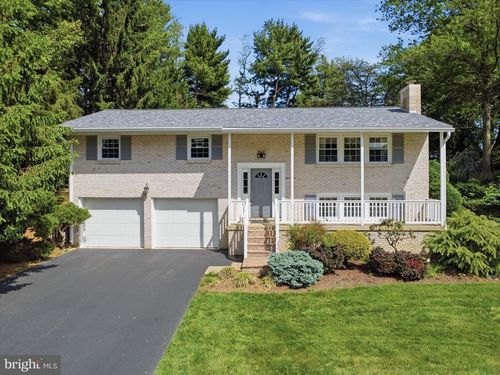 17 Bittersweet Dr, HAGERSTOWN, MD, 21740-6713 | Card Image