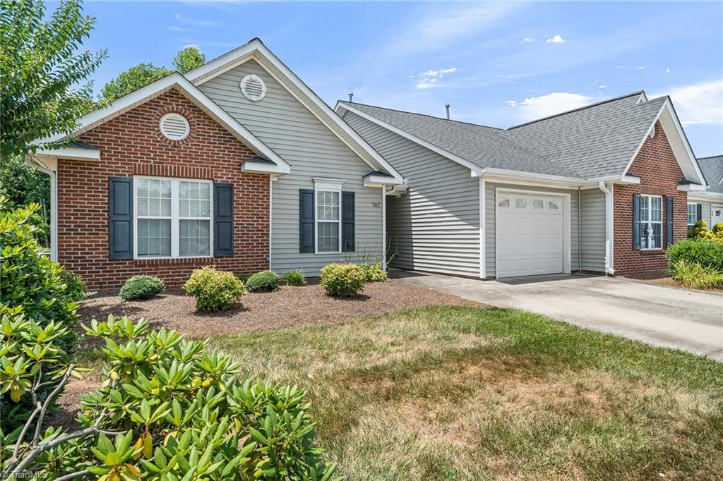 Wynbrook Square Ln, Winston Salem, NC 27103