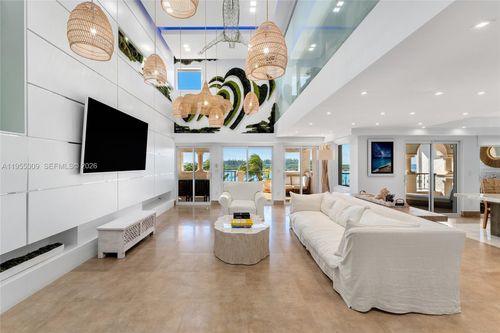 5403-2443 Fisher Island Dr, Miami Beach, FL, 33109-0127 | Card Image