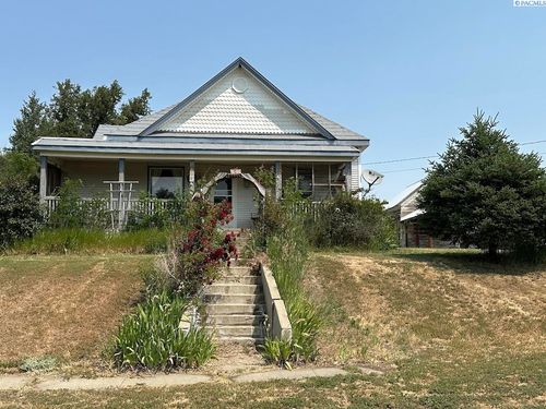 218 Margin St., Endicott, WA, 99125 | Card Image